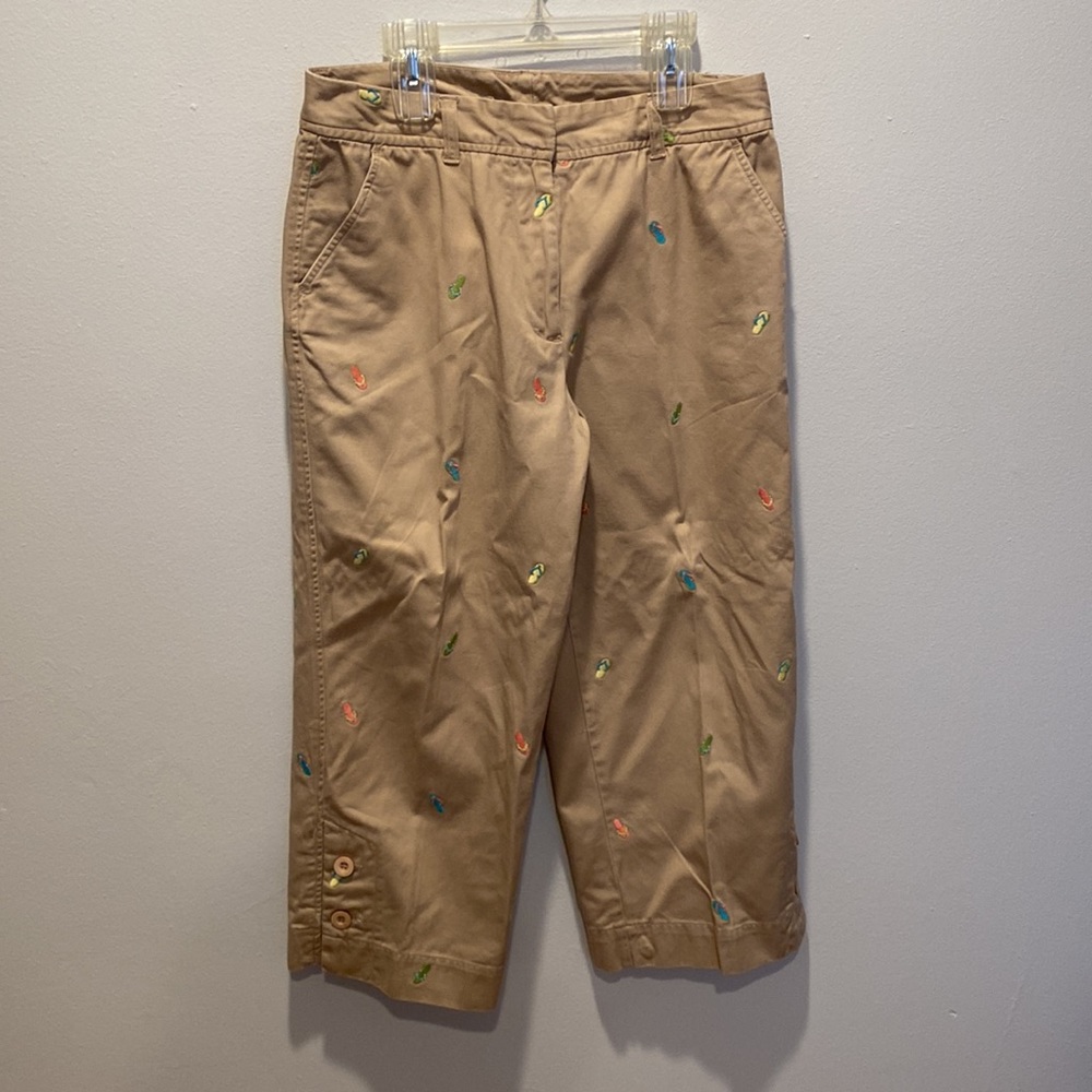 Capris size 8p Like New - Picture 8 of 8